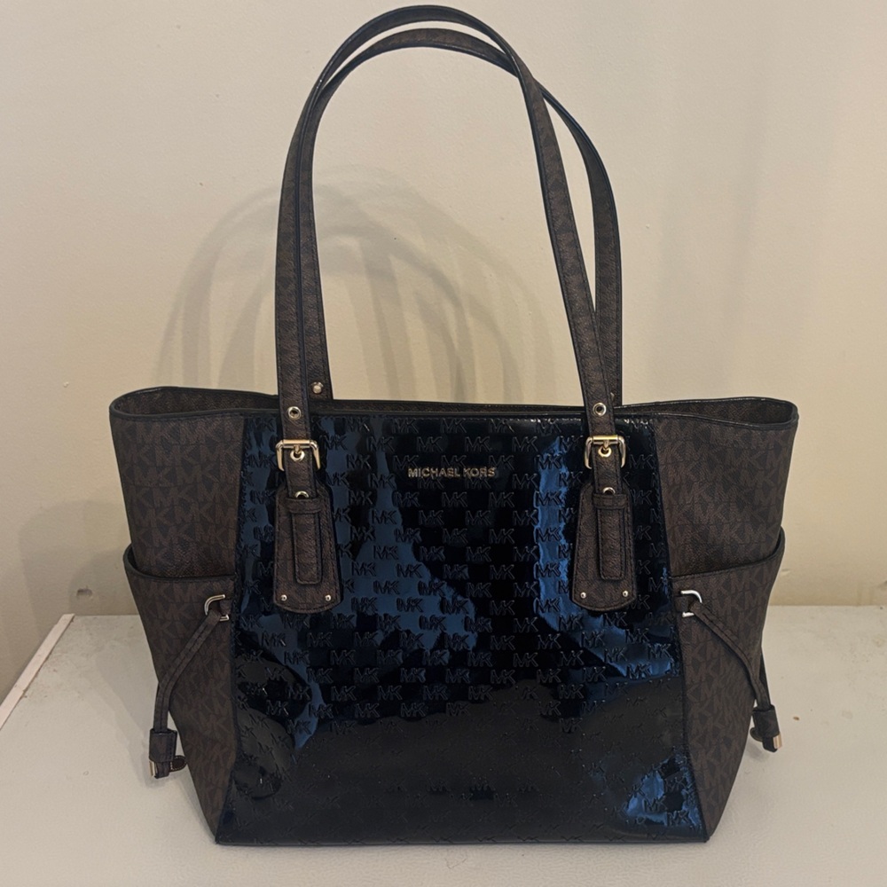 Michael Kors Glossy Black and Brown Tote